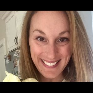 Meet your Posher, Llindsay